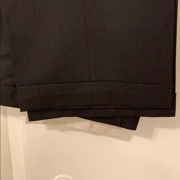 Alpert Nipon black 3 button single breasted suit - Picture 8 of 8